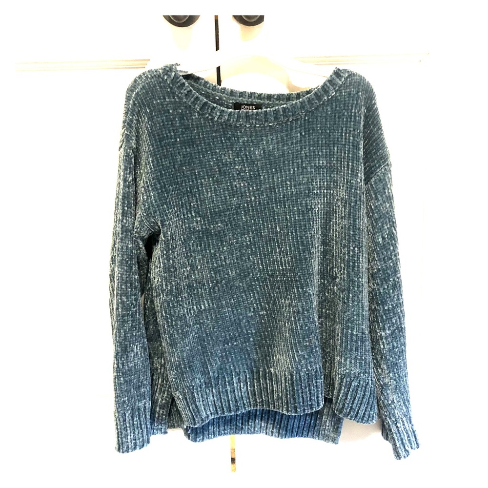 Dark blue velvet sweater